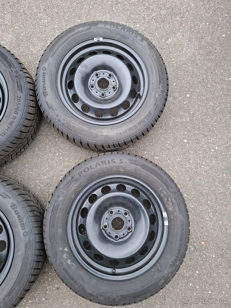 Zimní kola Octavia 4 205/60/16 ET46 5x112 - 2