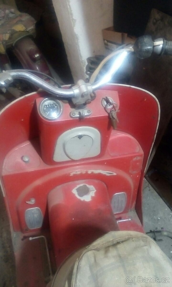 Prodám skútr ČZ 175/502. - 2