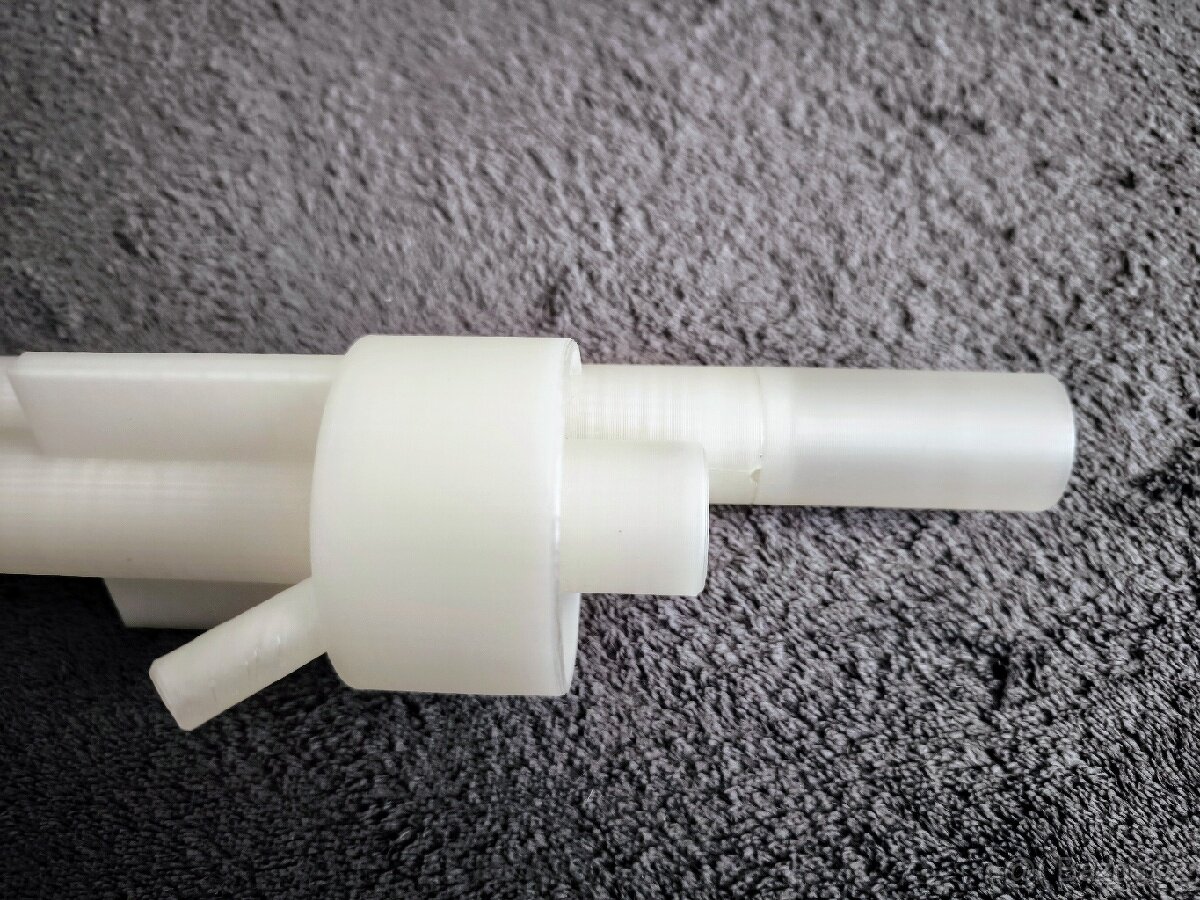 Epruveta k měření obsahu alkoholu v destilátu
- 2