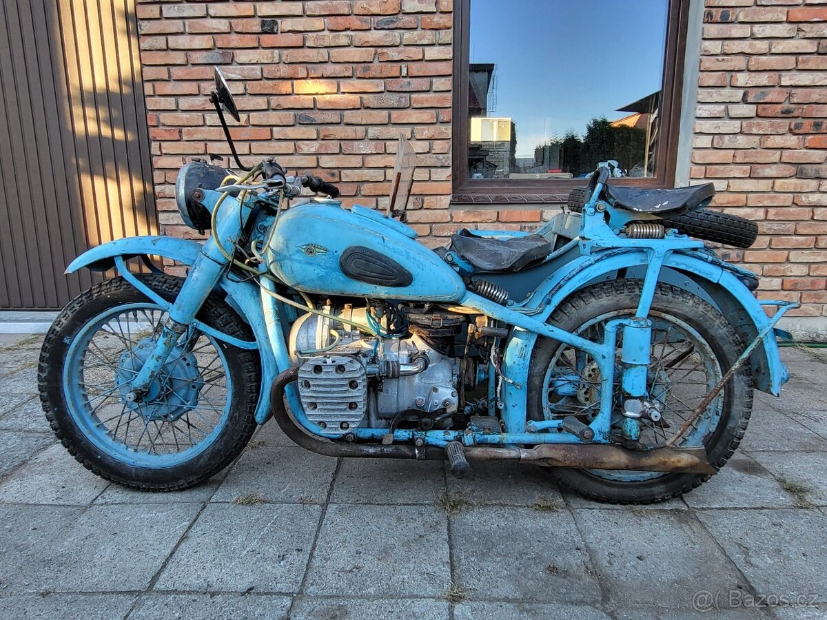 Dněpr,Ural M72 poslední rok - 2