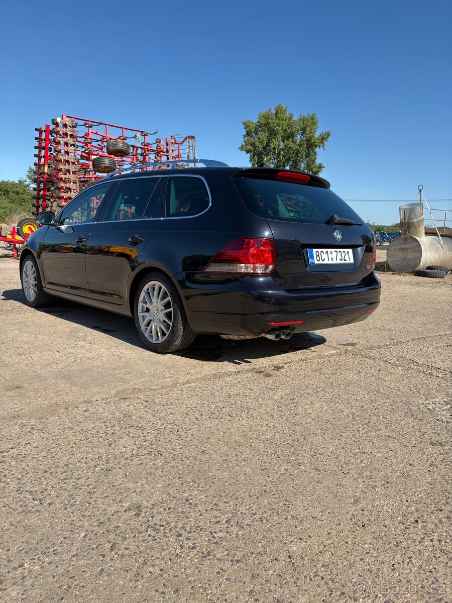 VW golf 6 variant 2.0 tdi - 2