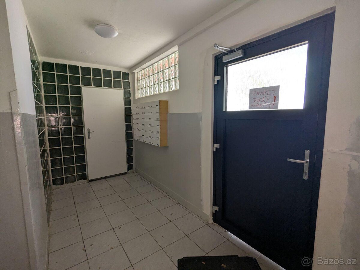 Pronájem bytu 3+1 v ulici Nová Výstavba 204 v Obrnicích - 2