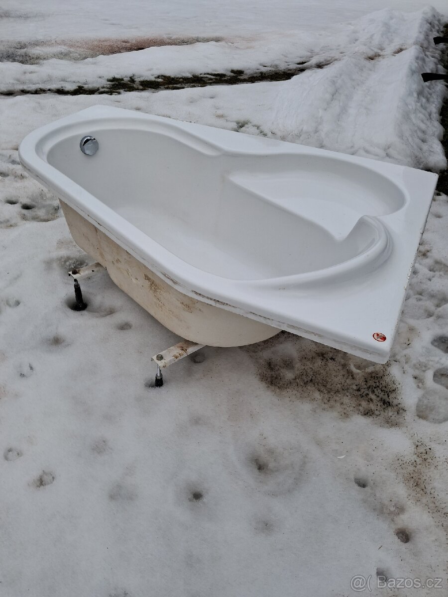 Rohová vana 150x100 - 2