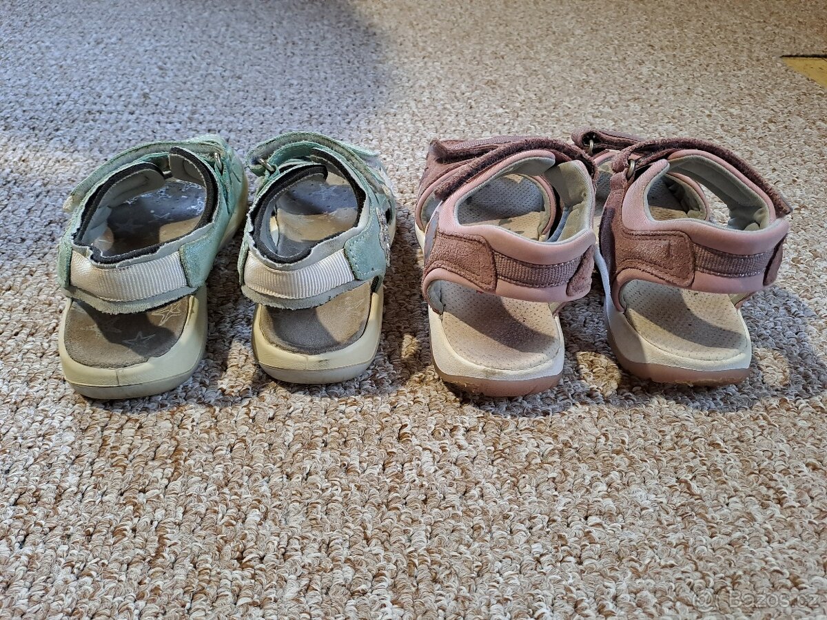 Sandály vel. 32 a 35 - 2