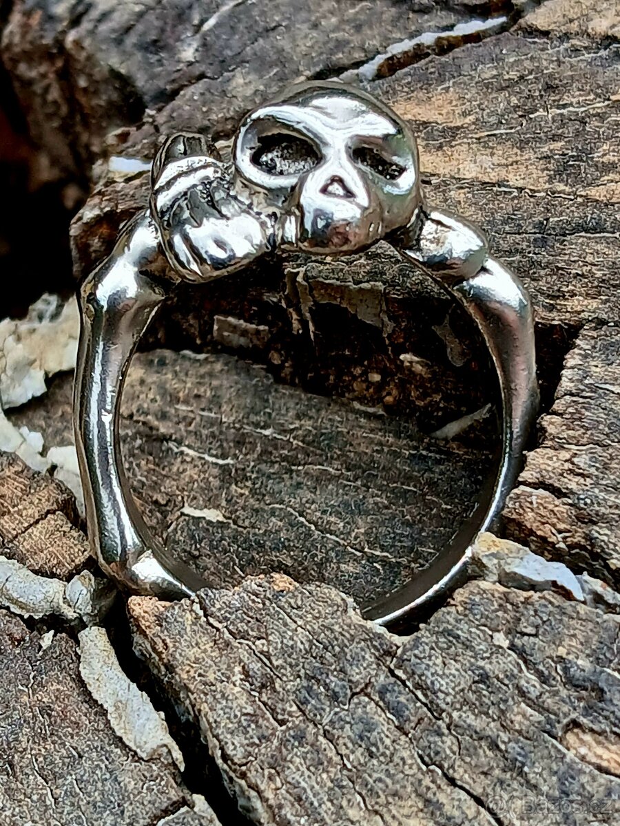 Starý prsten memento mori - 2