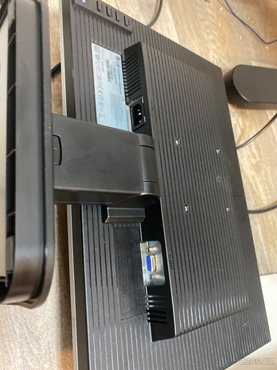 Výměna za hadeemi monitor - 2