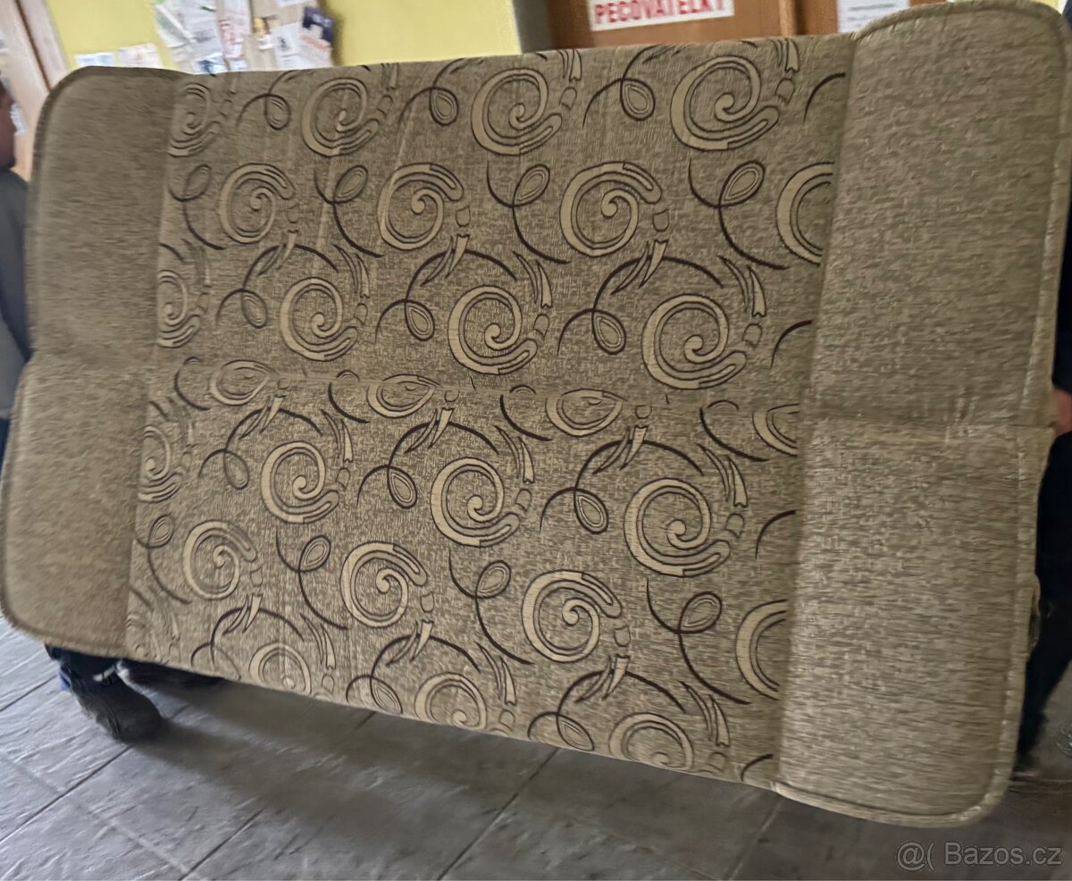 Rozkládací pohovka - 2