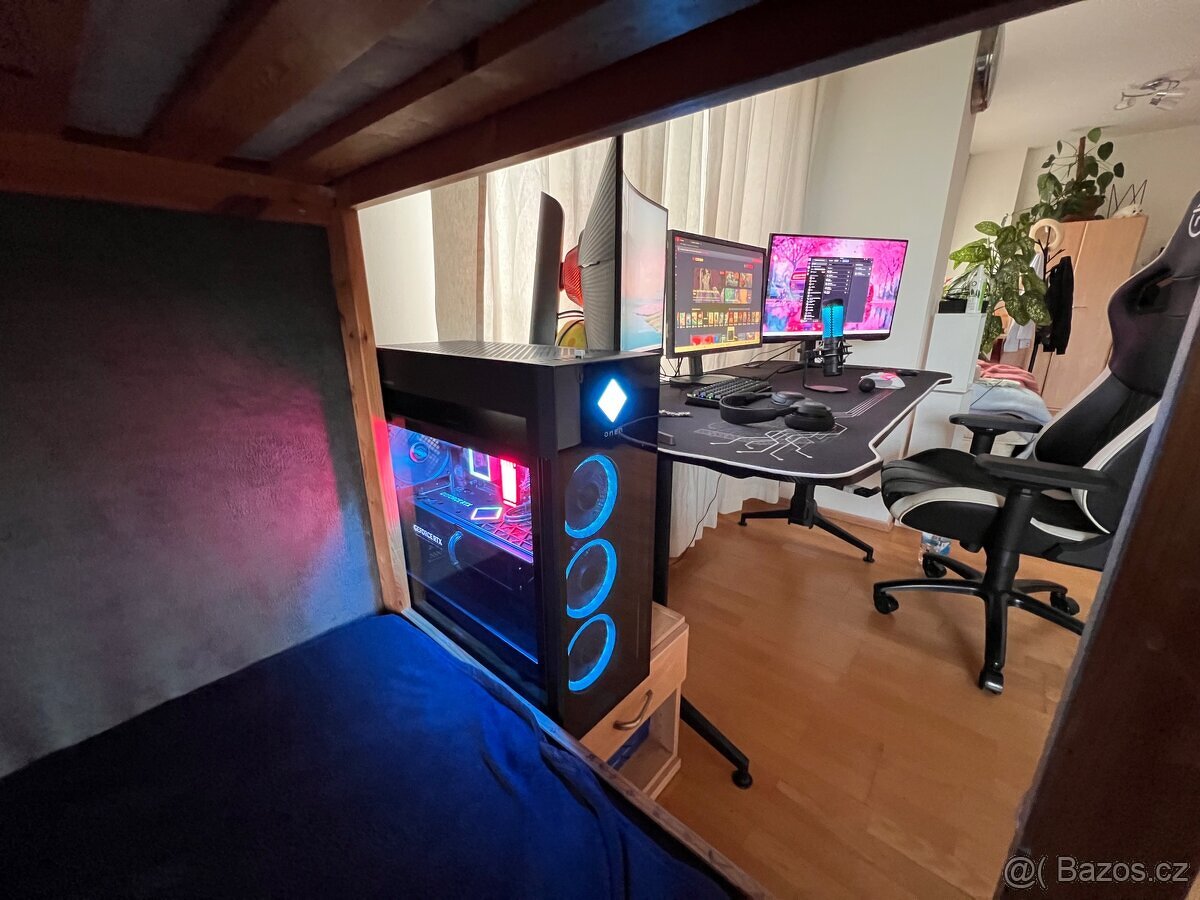 Pémiový herní / prcovní setup – TOP stav - 2