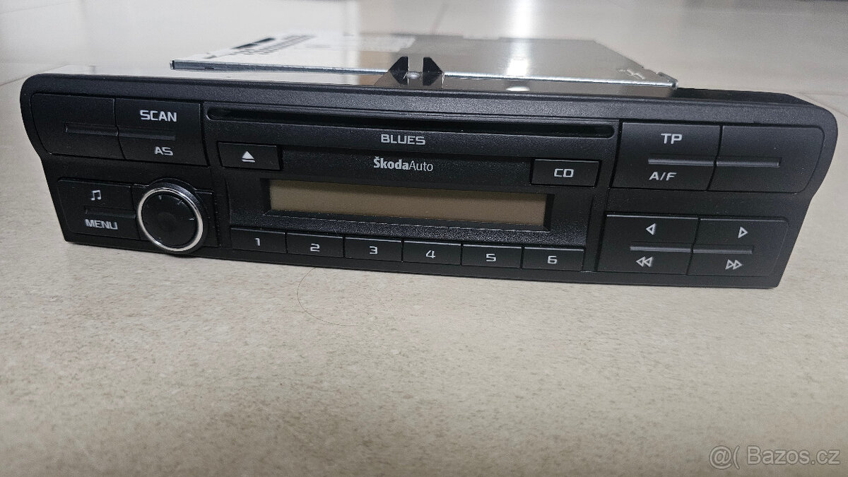 ŠKODA YETI - originál autorádio BLUES - 2