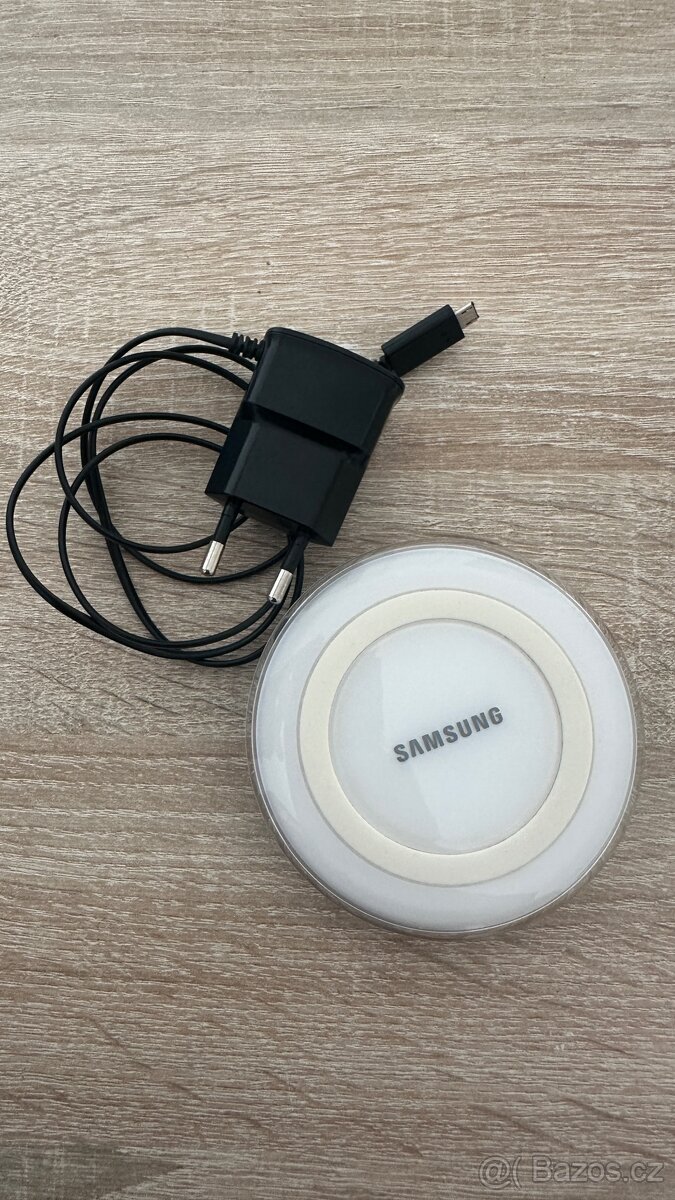 Bezdrátová nabíječka Samsung - 2