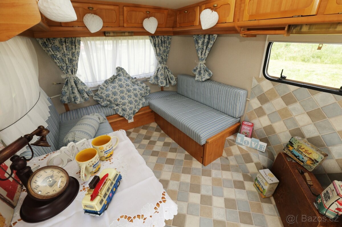 Eriba Pan Familia 320 - 2