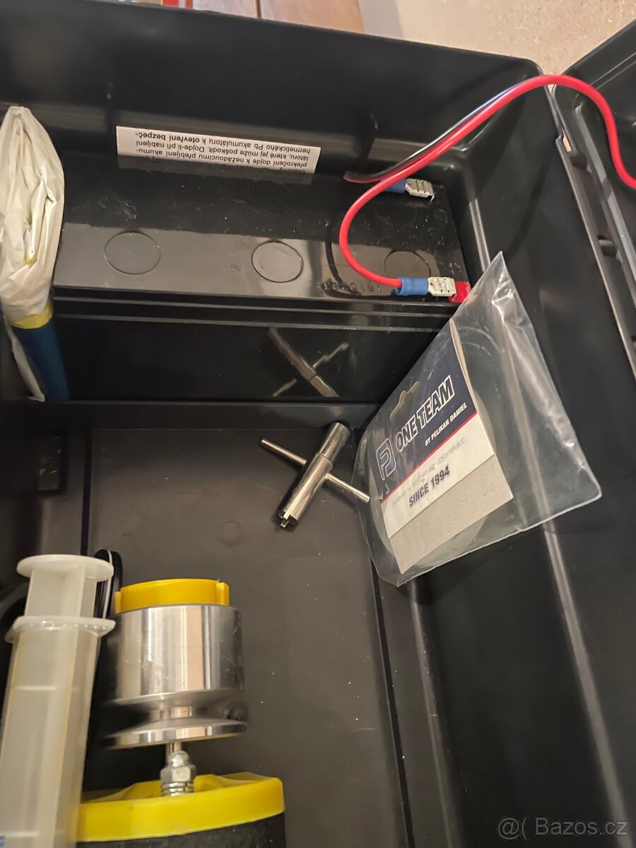 Příslušenství pro leteckého modeláře - 2