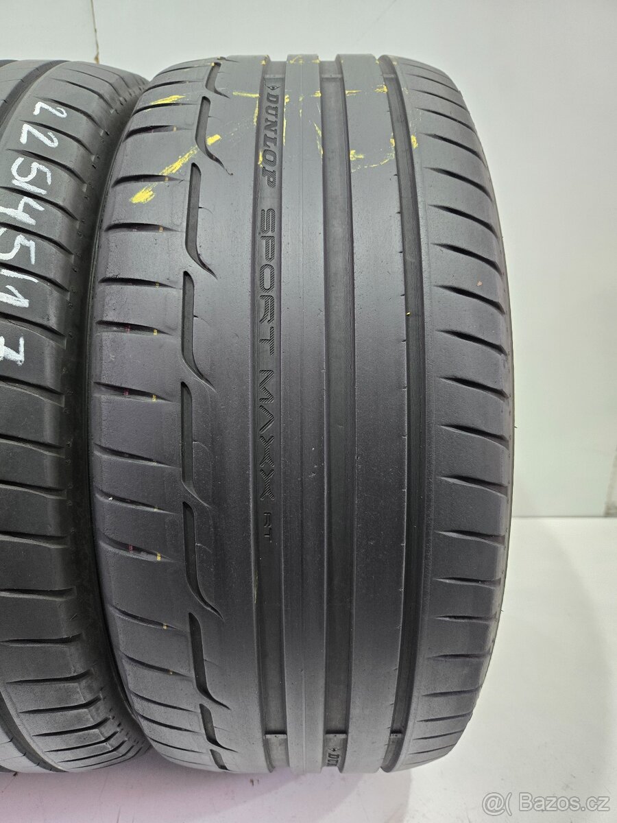 Letní pneu 225/45/17 Dunlop - 2