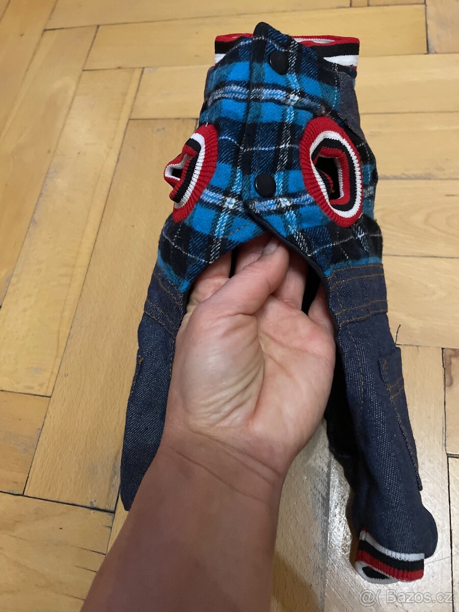 Nový obleček na mini jorkšíra - 2