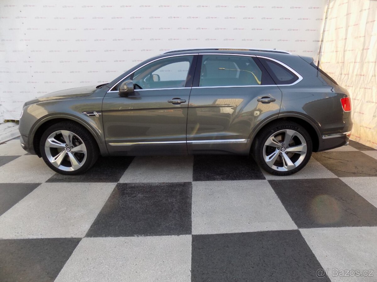 Bentley Bentayga V12/4WD/Night Vision/PANO/ - 2