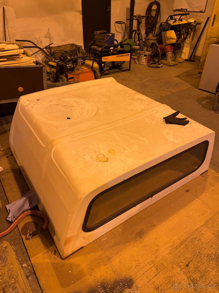 Hardtop Opel Campo - 2