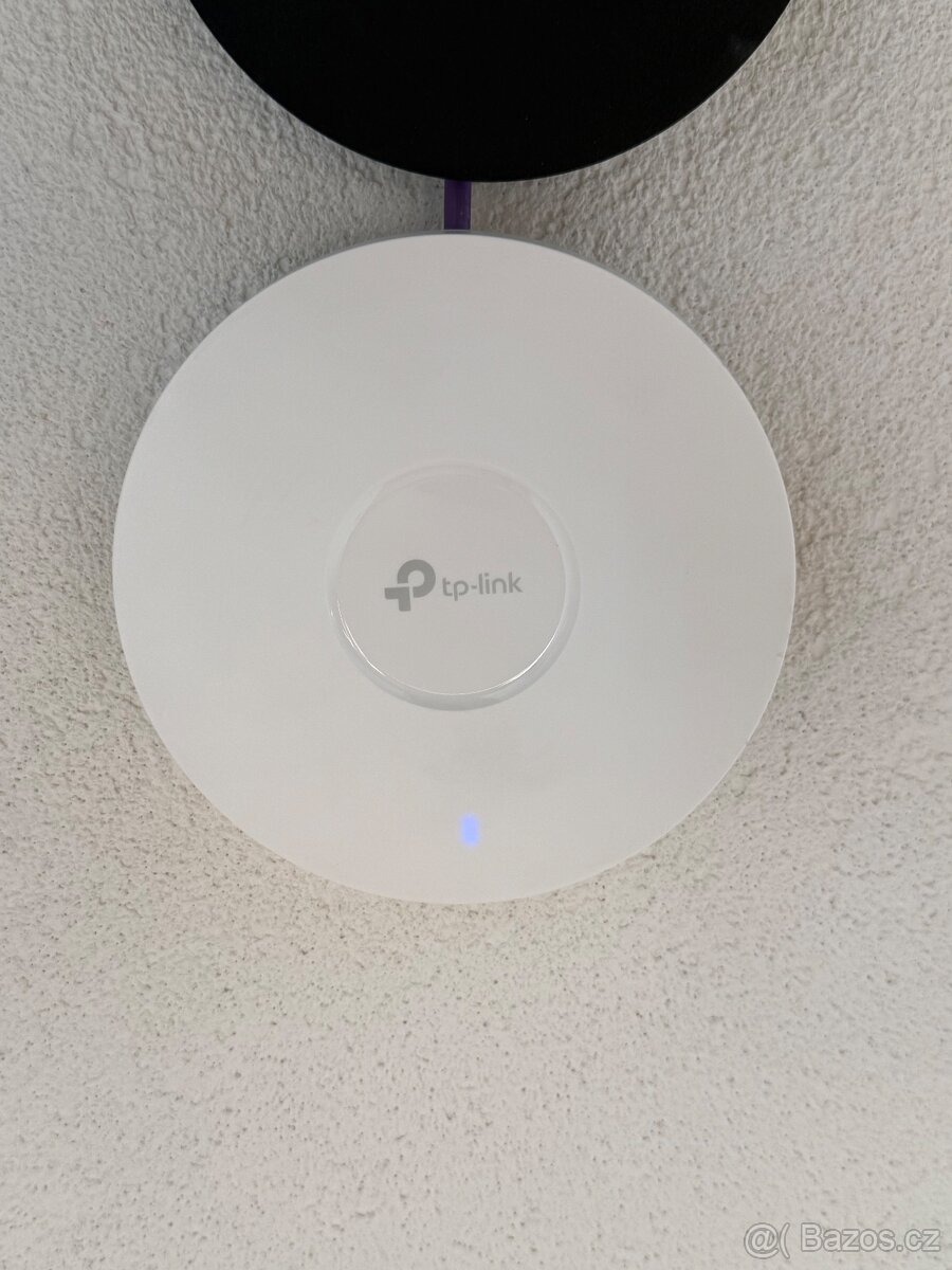 TP-Link Omada síť – router, PoE switch, controller + 4× AP ( - 2