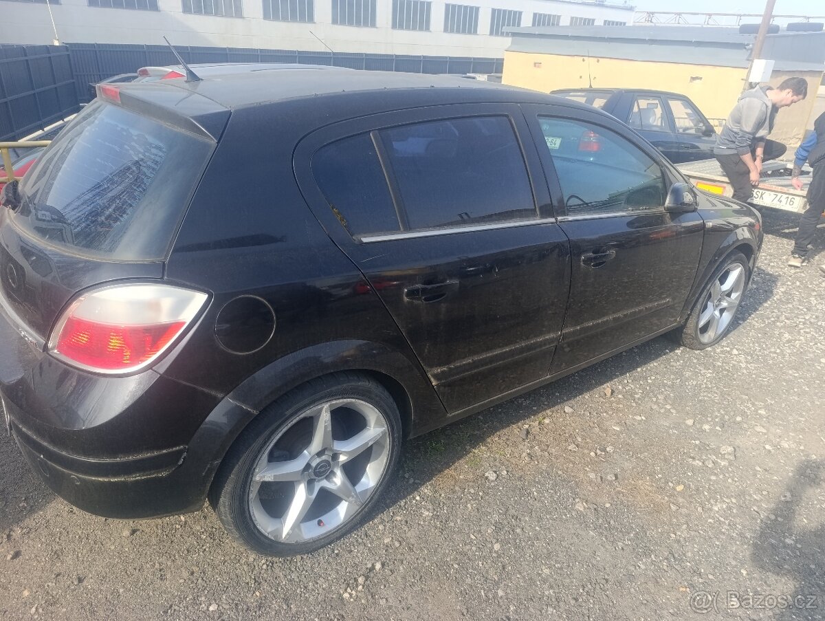 Opel Astra h - 2