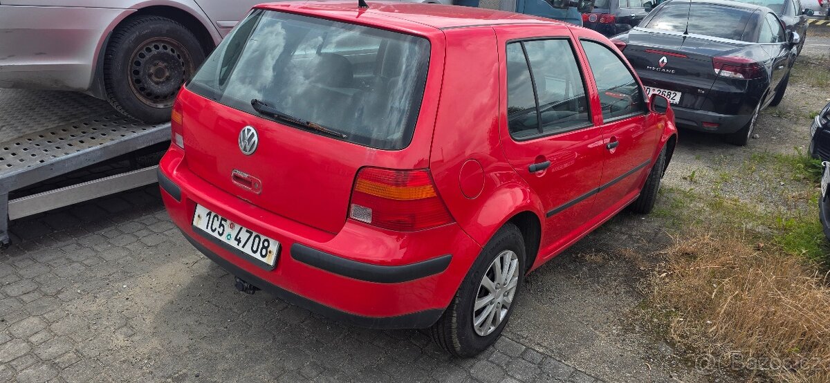 Vw golf 4 1.6 - 2