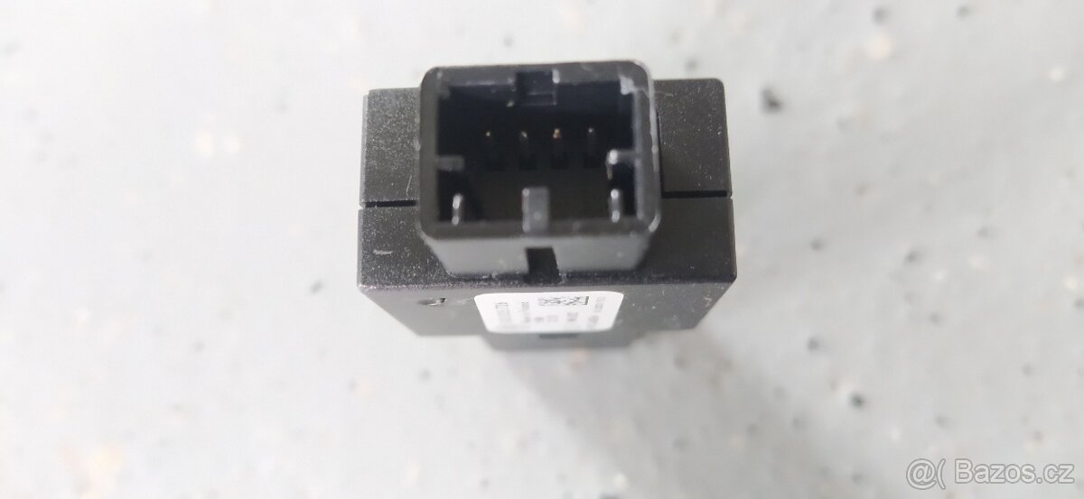 USB Zásuvka - 2