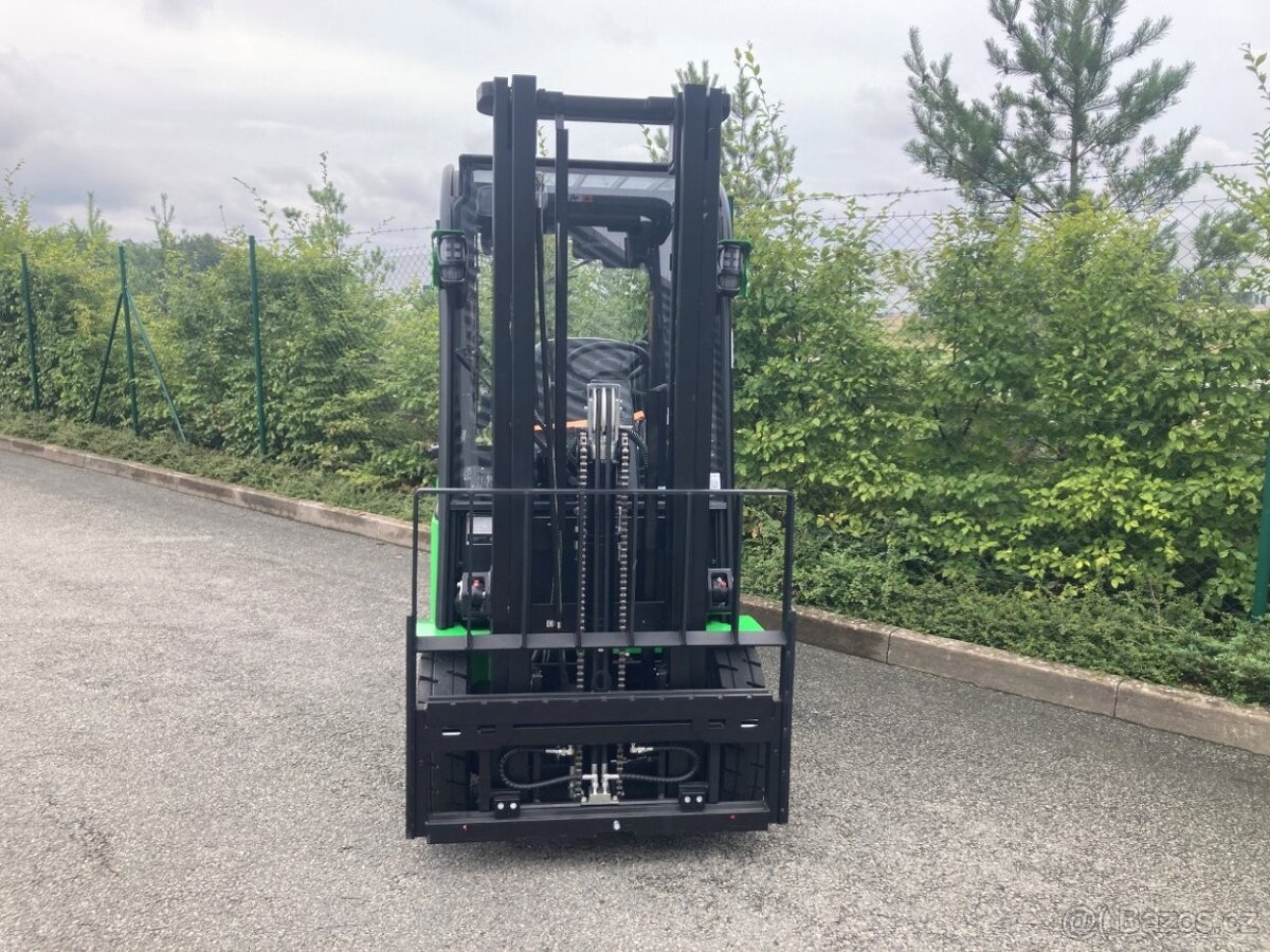 Čelní vysokozdvižný vozík EP EFL181; 48V/150Ah |PS6353| - 2