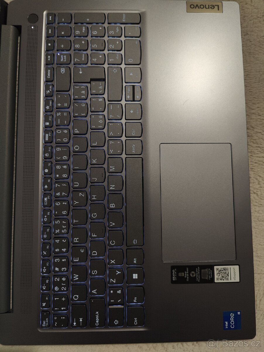 Výkonný notebook Lenovo IdeaPad Slim 3 16IAH8 - 2