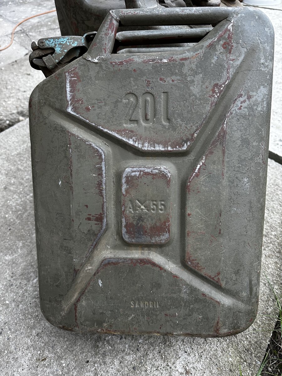 3x plechový kanystr 20l - 2