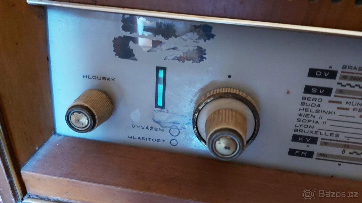 Staré rádio Tarantela - stereo radiopřijímač - 2