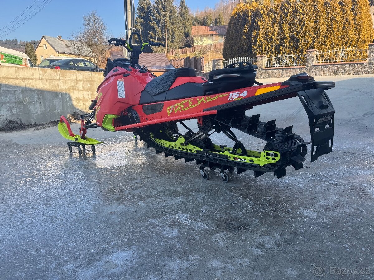Ski-doo - 2
