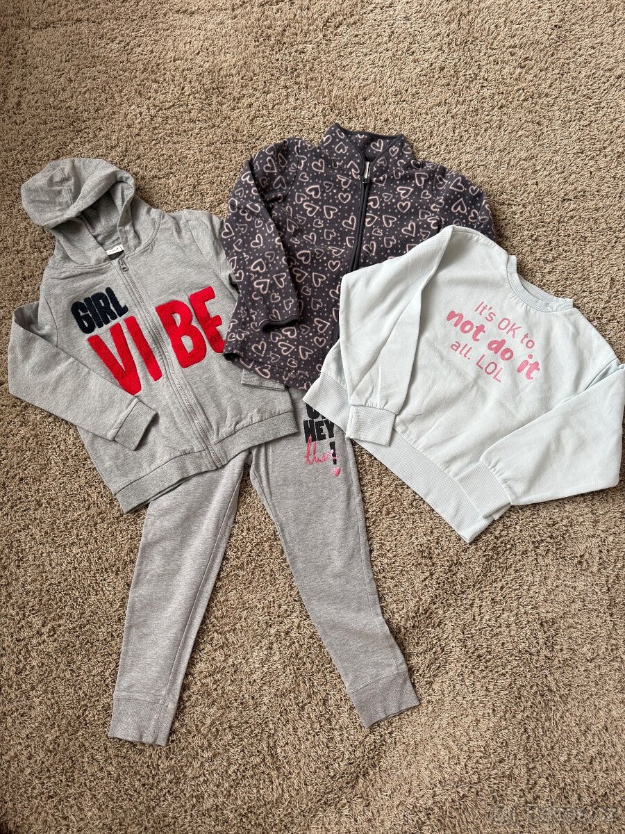 Mix 13.ks oblečení dívčí vel.134/140 - 2