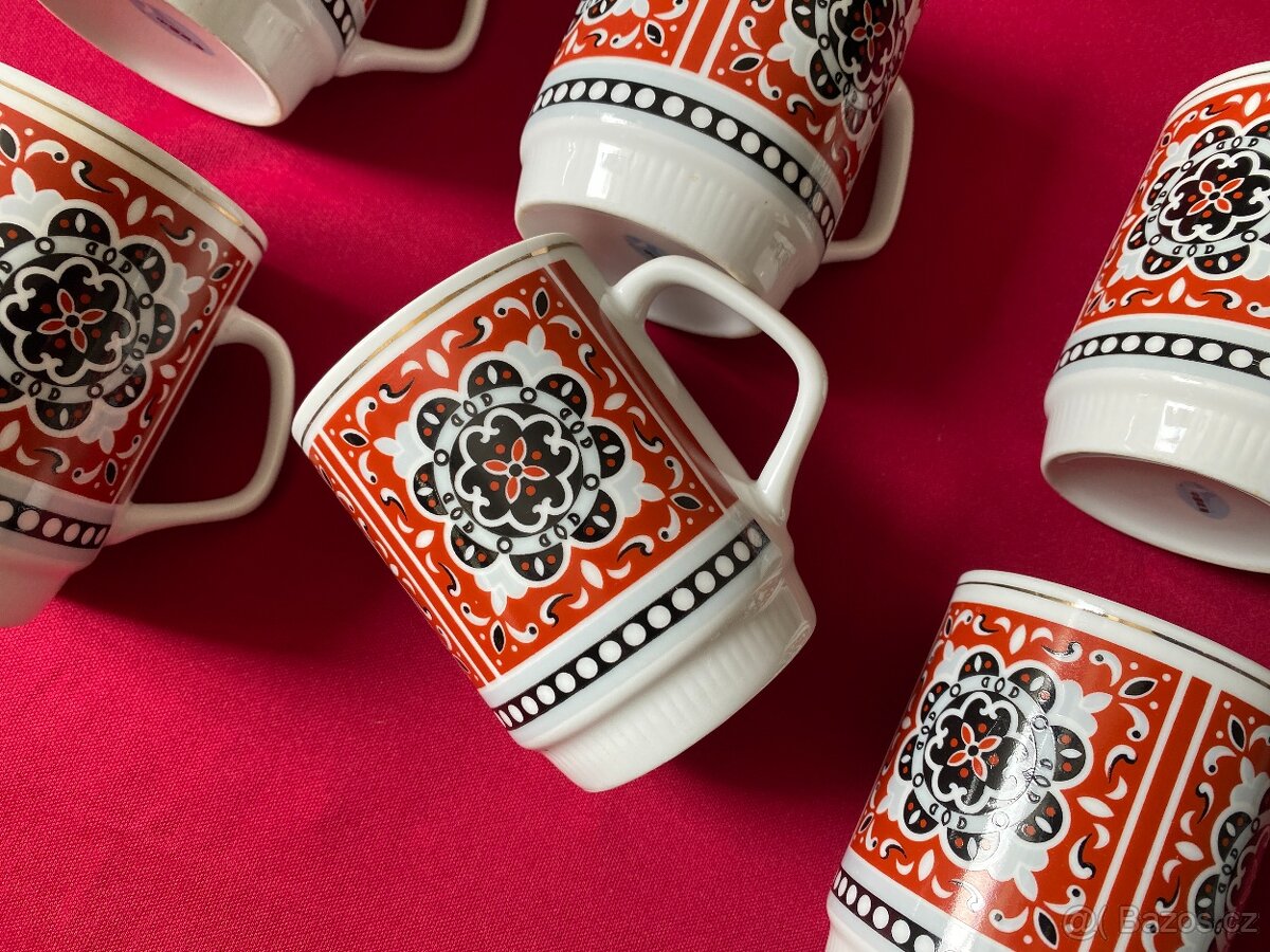 hrneček retro hrneček starý hrneček červený mandala - 2