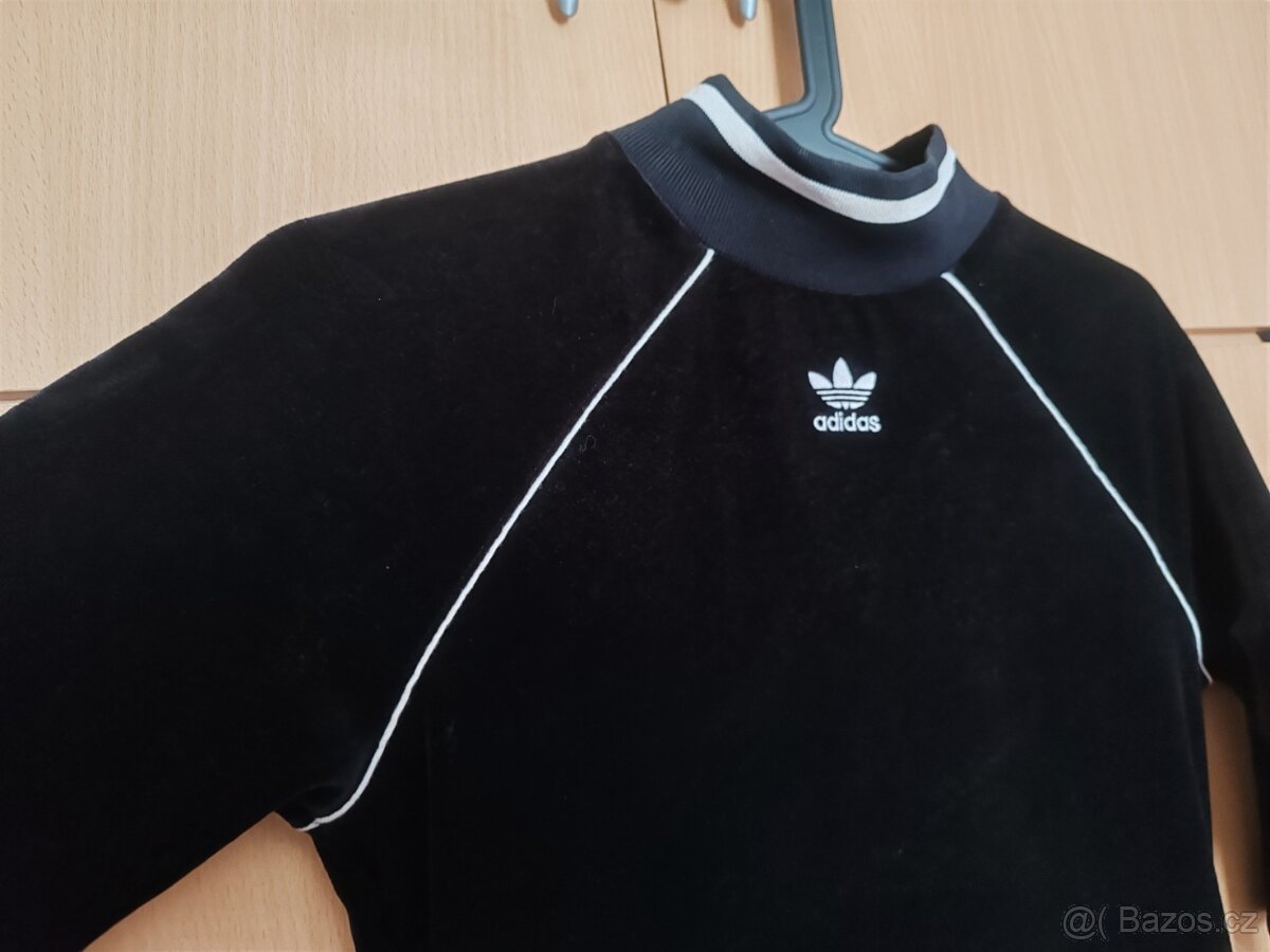 Šaty Adidas - 2