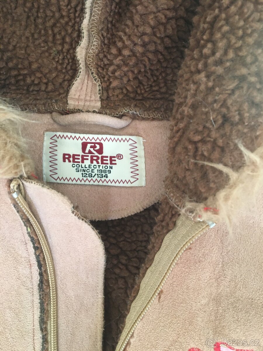 Semišový/zimní kabát Refree 8 let. - 2