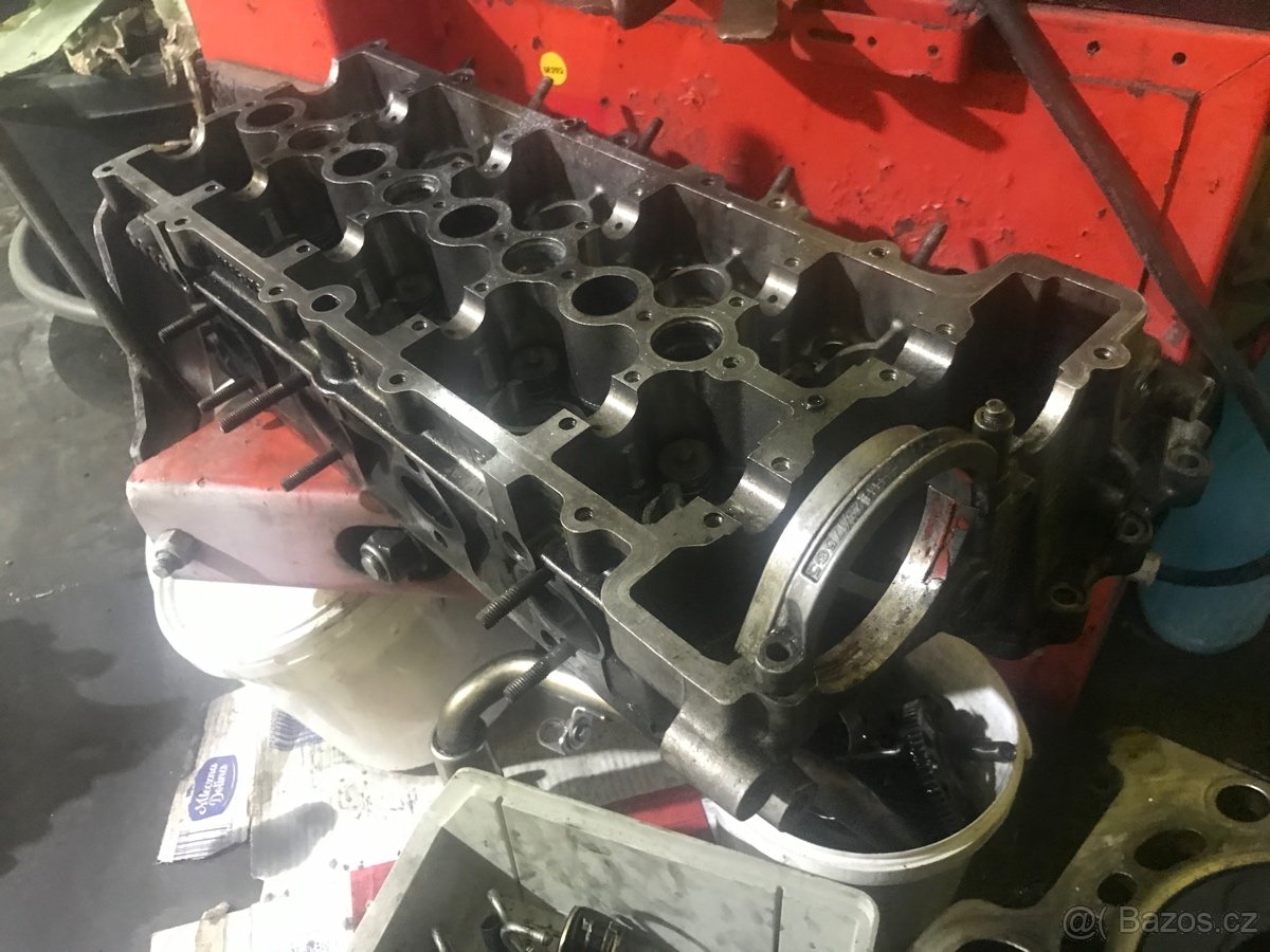 Bmw 2.0d 110kw hlavy - 2