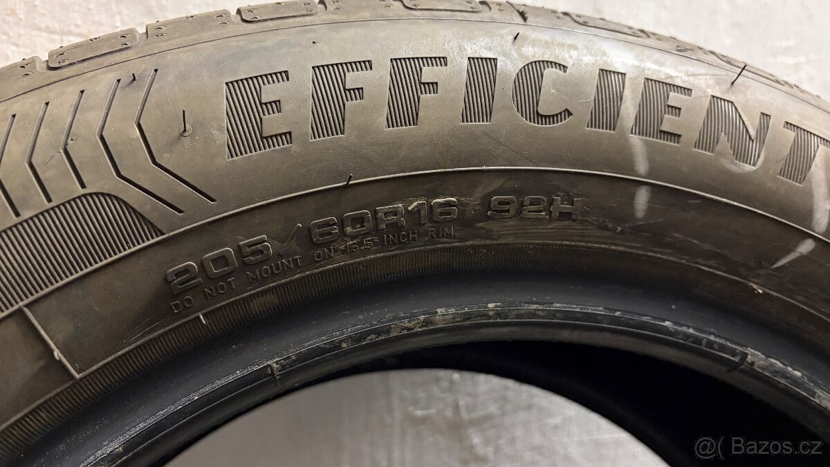 Letní pneu 205/60/R16 - 2