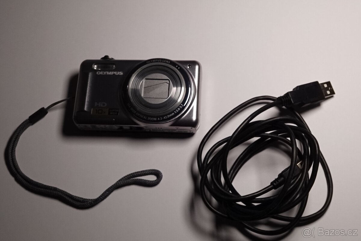 Olympus D-720 zánovní - 2