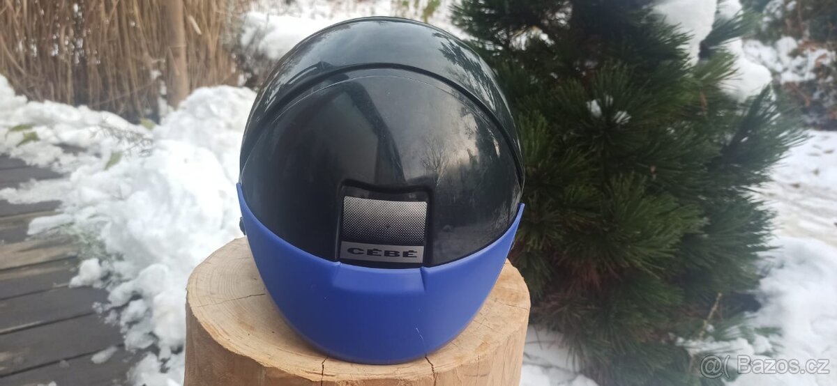 Lyžařská přilba - 2