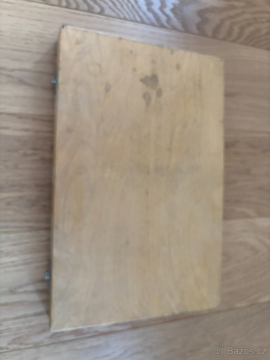 2 sady závitníků v dřevěných boxech - 2