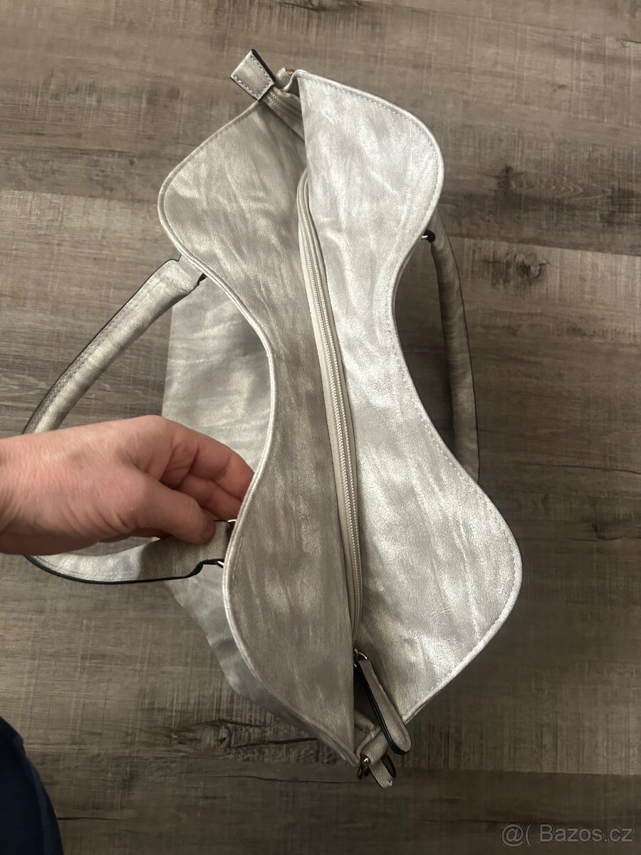 Větší kabela - taška NOVÁ - 2