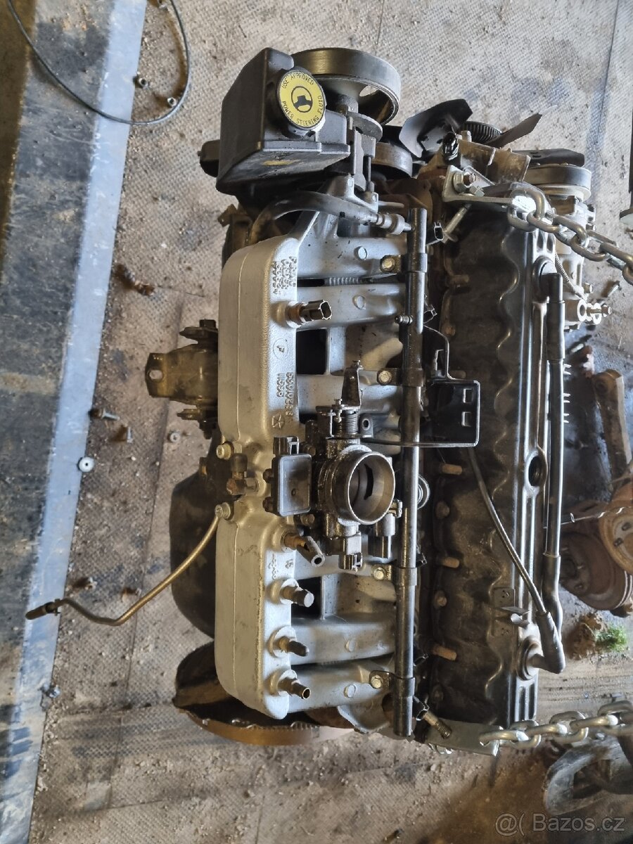 Prodam motor jeep 4.0 XJ,WJ - 2