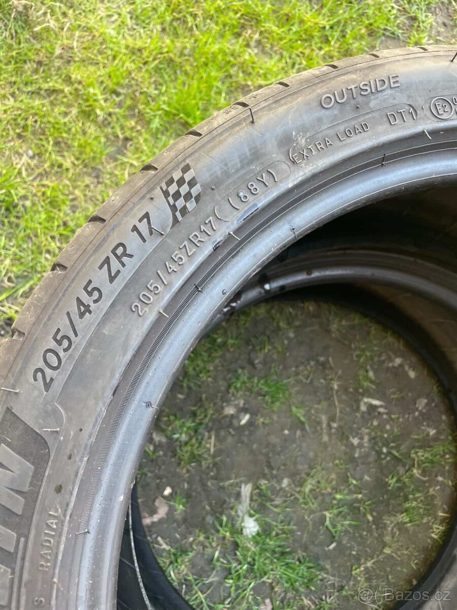 Pneu 205/45 r17 2020 - 2