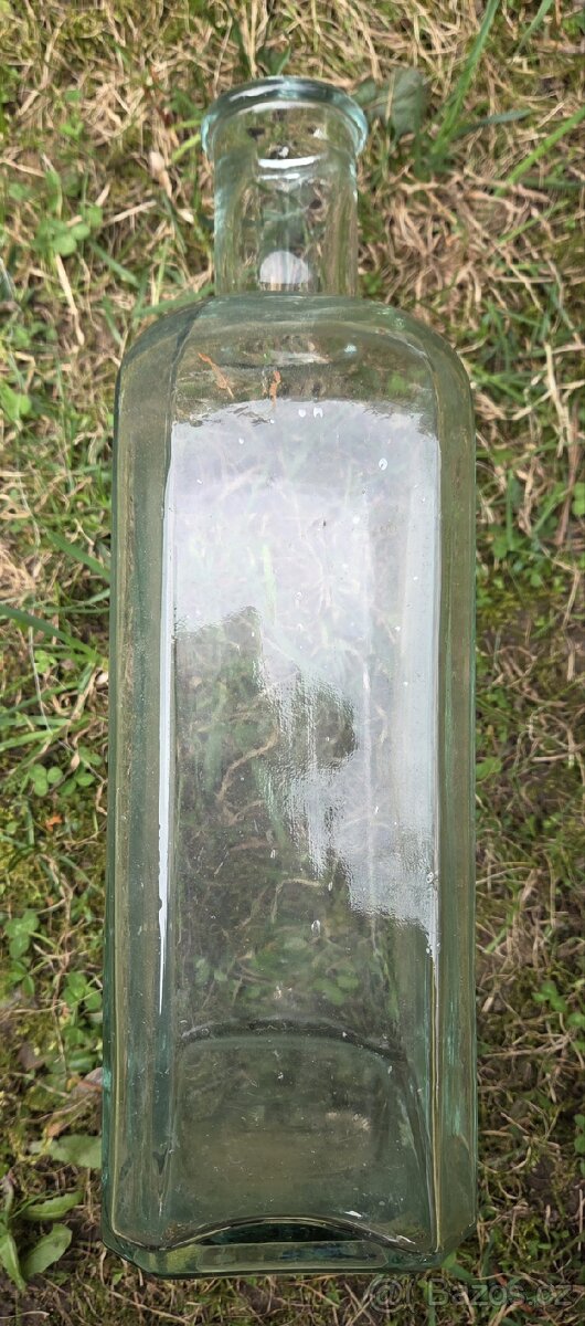 Stará skleněná flaška 2l - 2