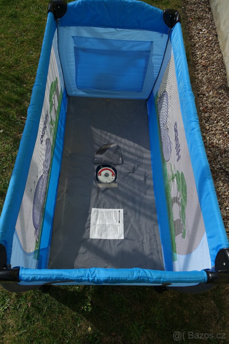 cestovní postýlka - 2