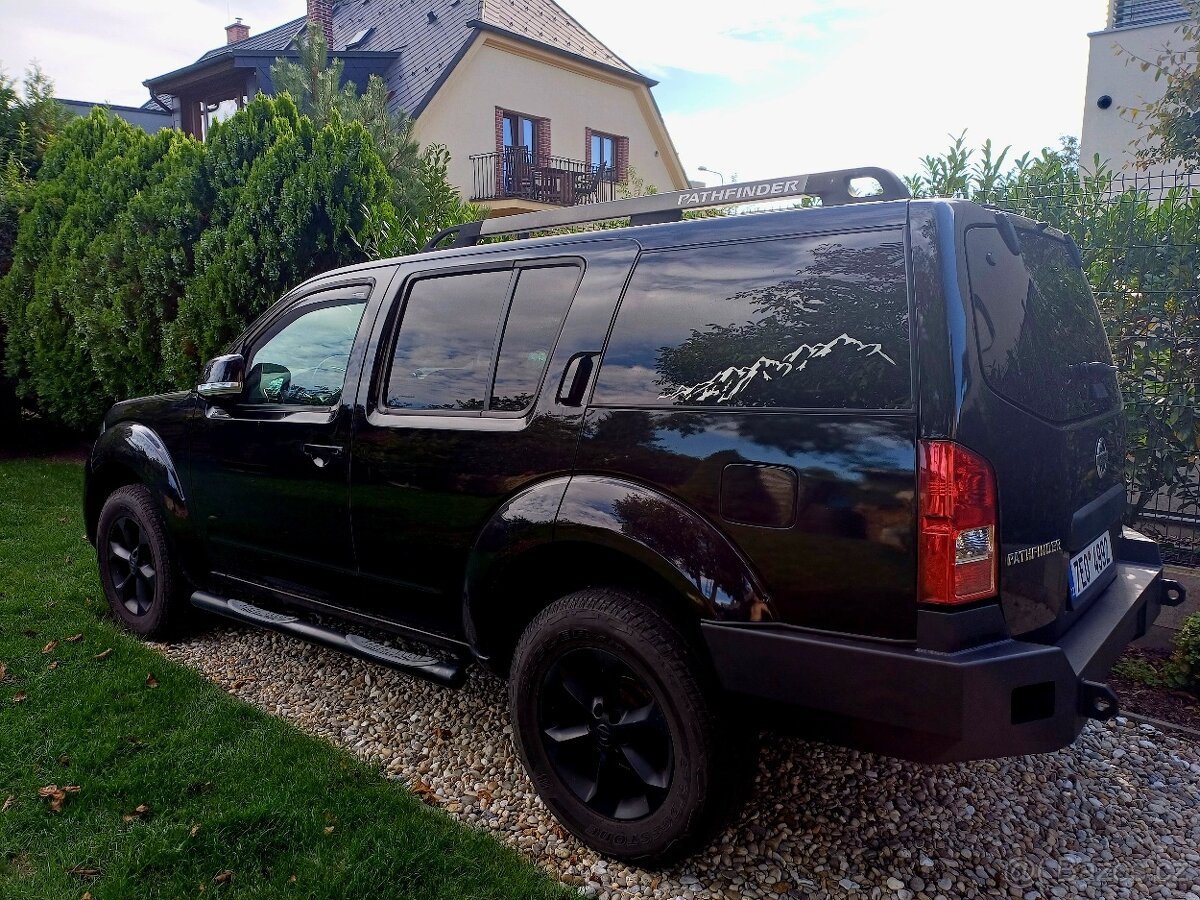 Prodám Nissan Pathfinder - 2