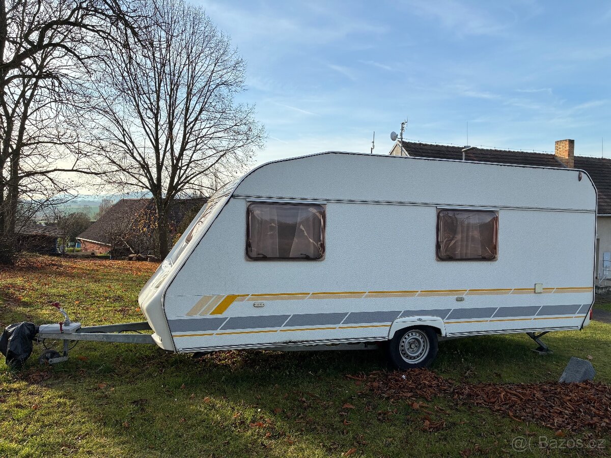Karavan Delta 496D - 6osob - 2