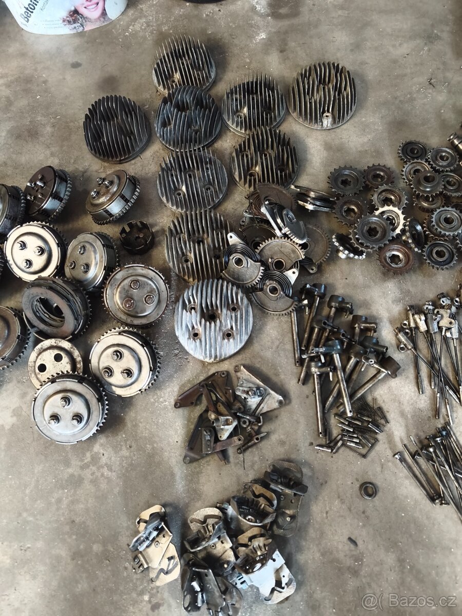 Díly motoru Jawa 250 - 2