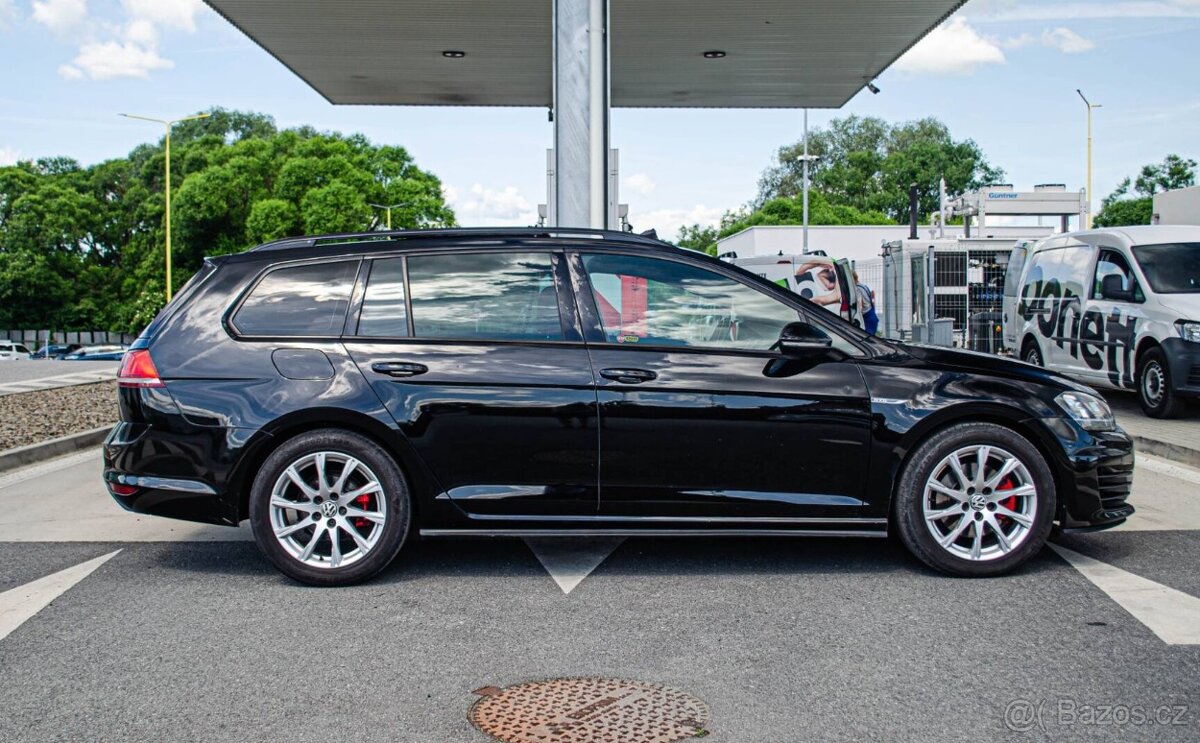 Volkswagen Golf GTD Combi - 2