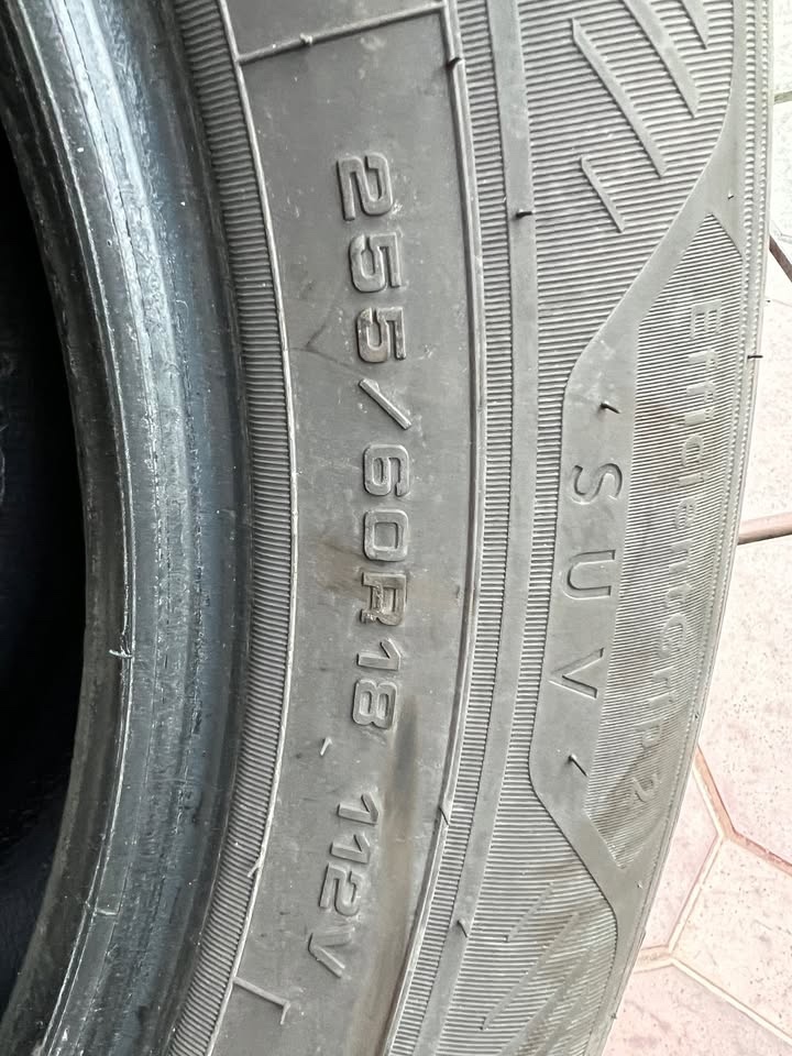 GoodYear SUV EfficientGrip 2 255/60 R18 112V - 2