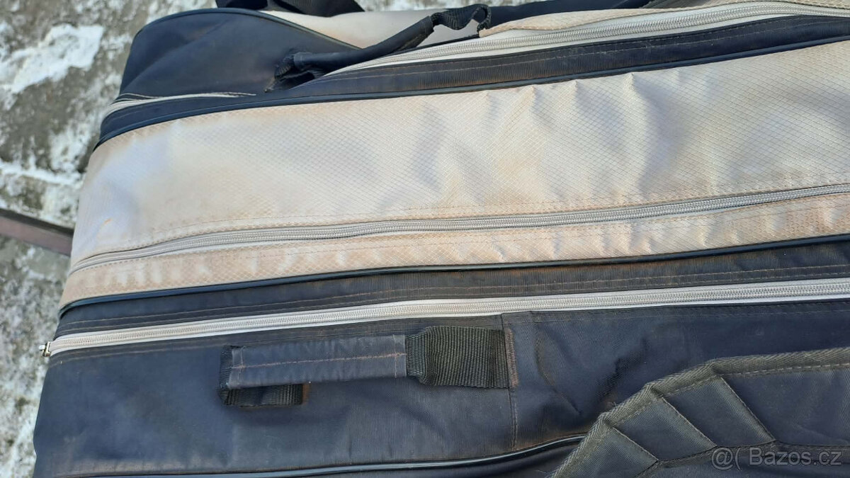 Yonex bag - 12 raket - 2