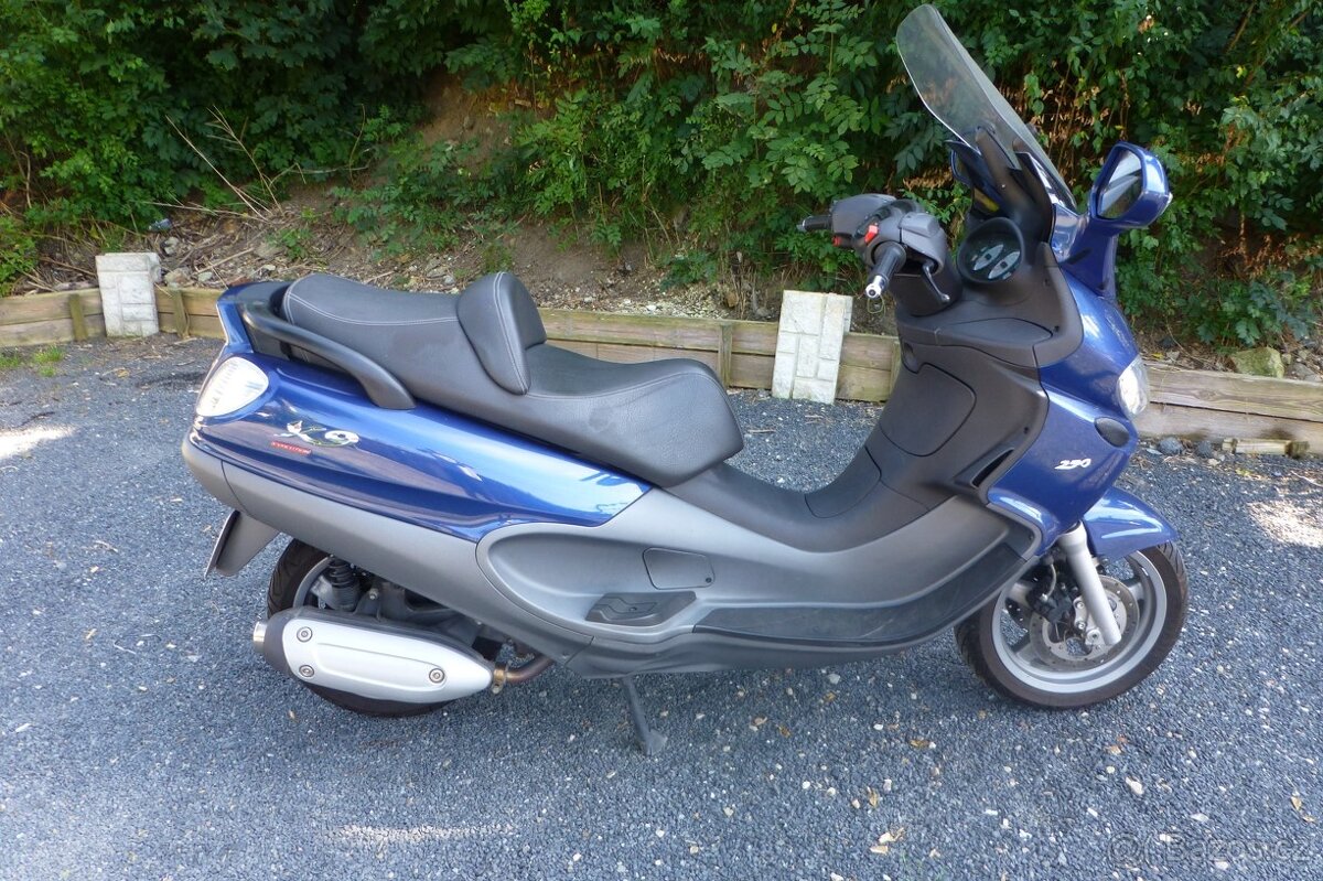 Piaggio X9 Evolution 250,r.v.2007,ČR,2maj.18000km - 2